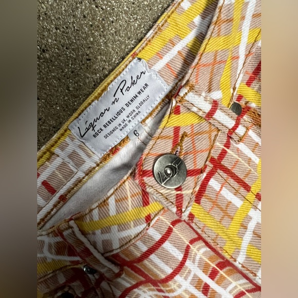 Liquor and poker plaid jeans , high waist - Picture 6 of 6